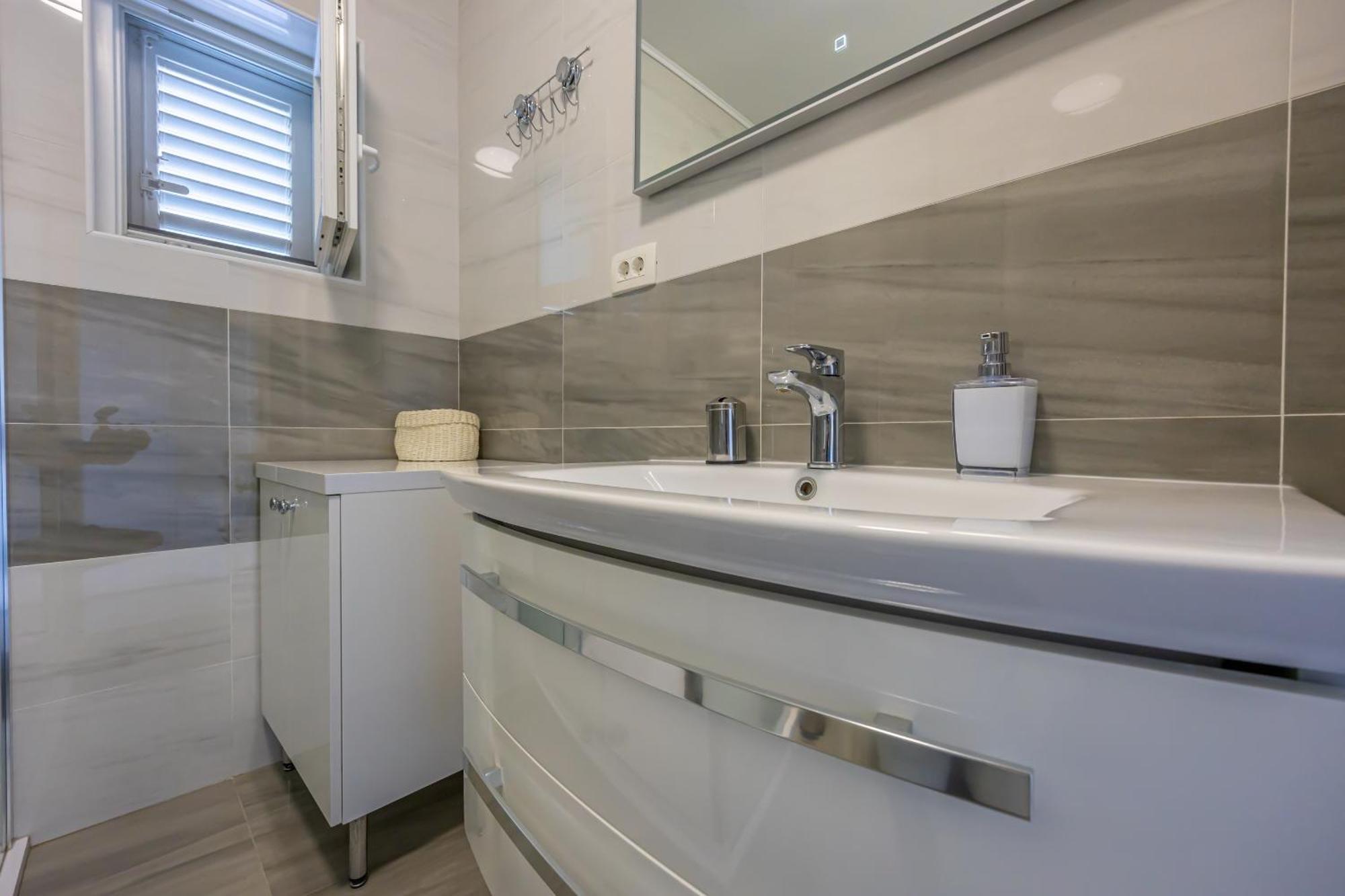 Apartment Lisinski ซริกเวนิซา ภายนอก รูปภาพ