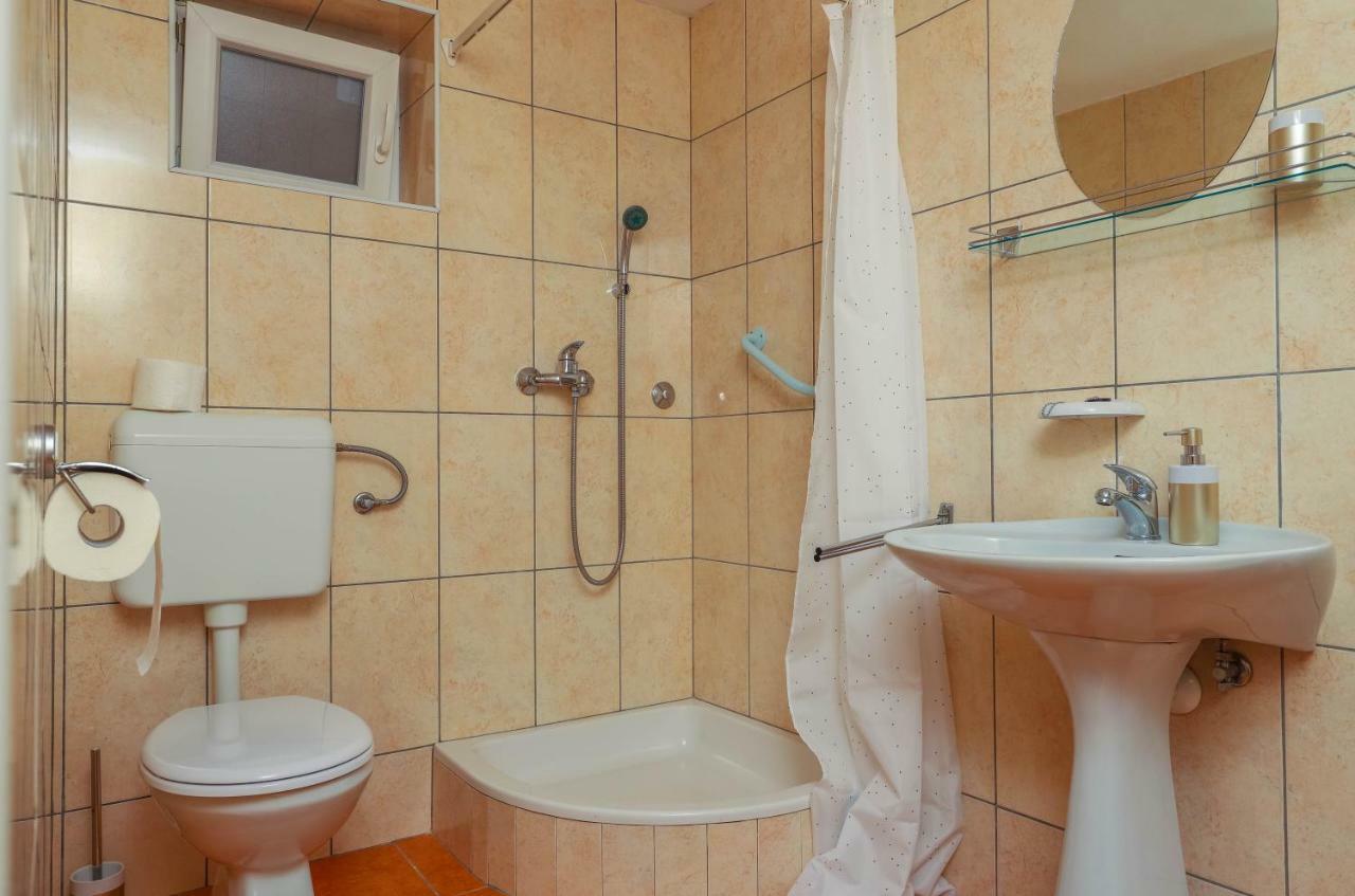 Apartment Lisinski ซริกเวนิซา ภายนอก รูปภาพ